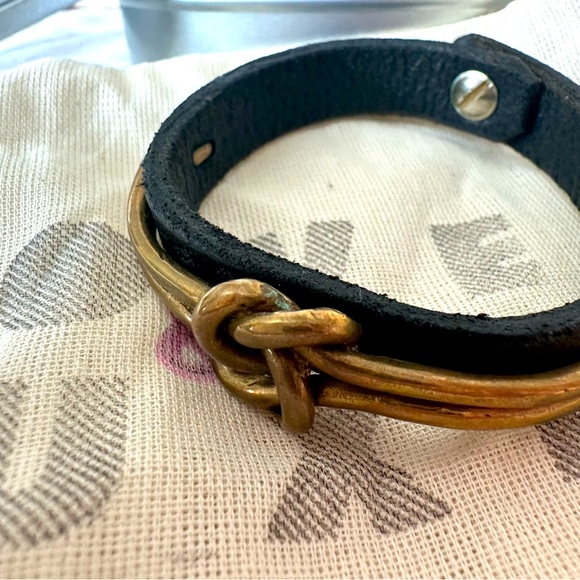 love and luxe Jewelry - Love & Luxe Black Leather / Brass Bracelet